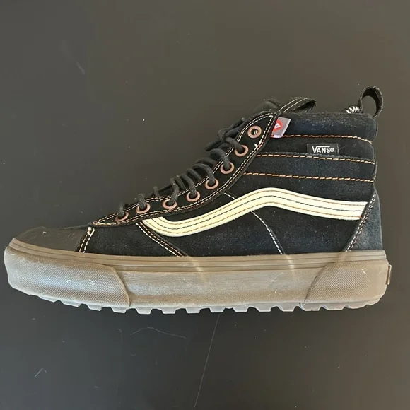 Van’s Off the Wall MTE Women’s size 8 - Picture 5 of 10